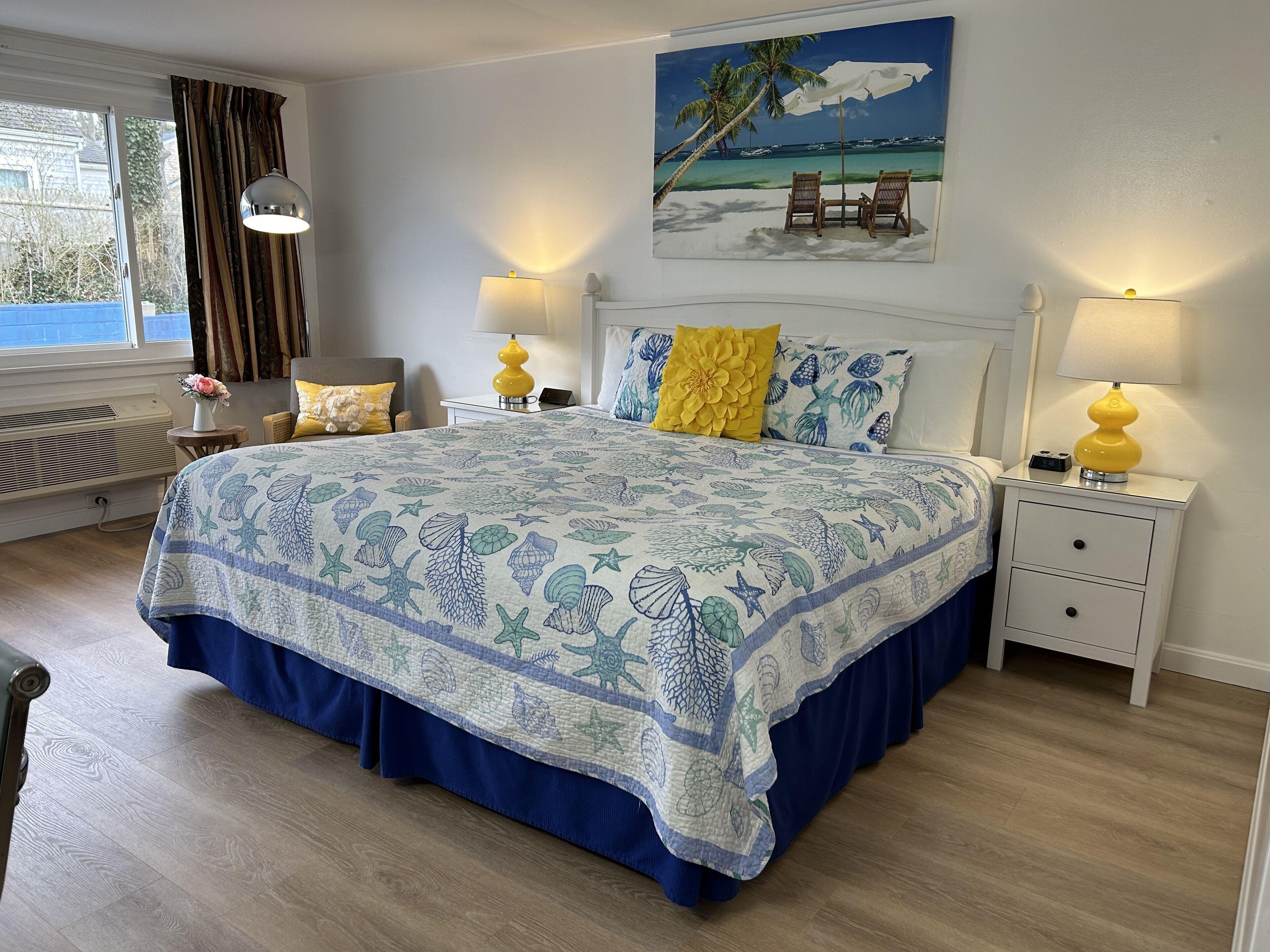 Staying In Cape Cod: 6 Central Hotels Compared