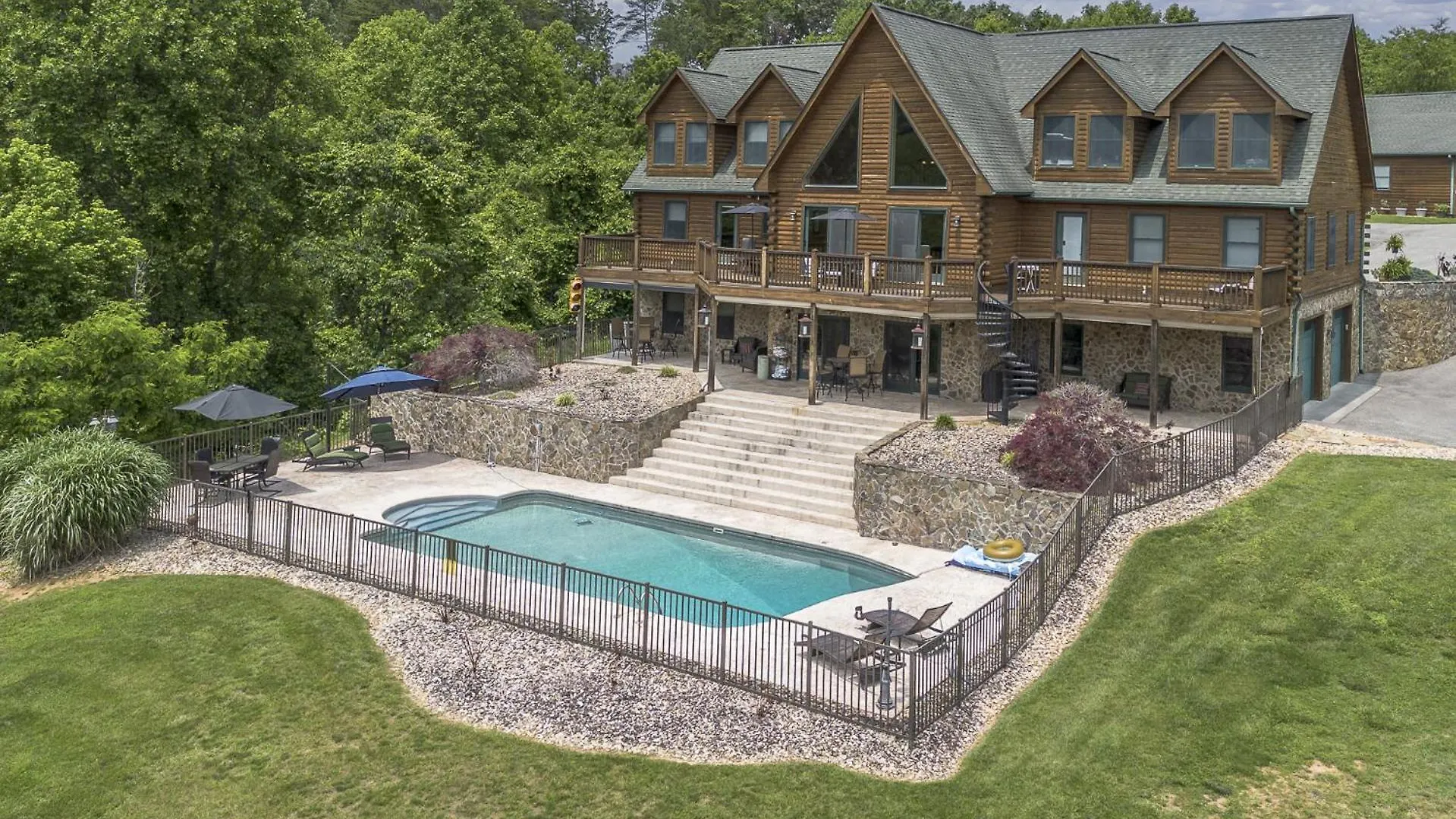 Where to Stay in Virginia: 6 Best B&Bs and Apartments